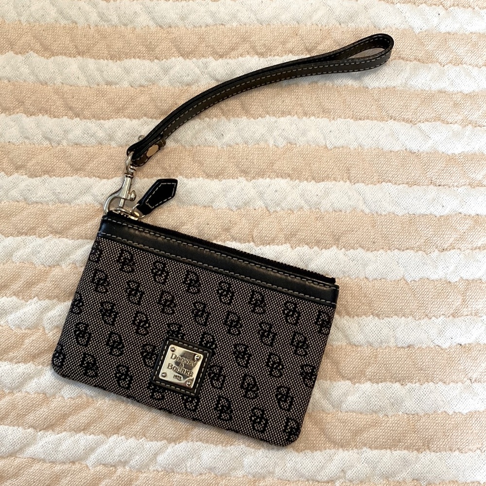 Dooney & Bourke Wristlet